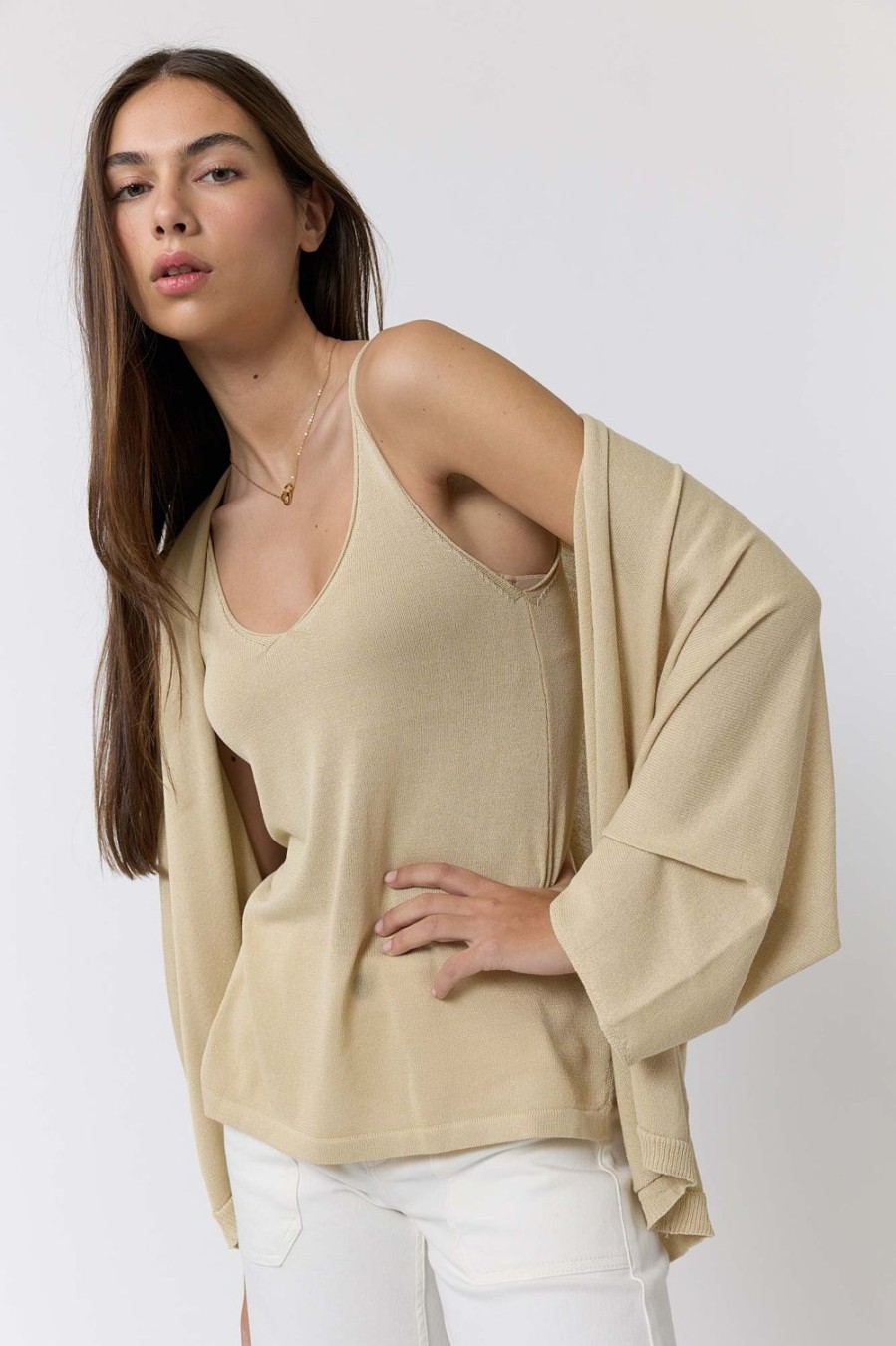 Tops | Algo Bonito Top Fino De Tirante De Punto Beige