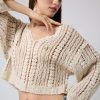 Punto | Algo Bonito Top Cropped Crochet Cuello Pico Beige