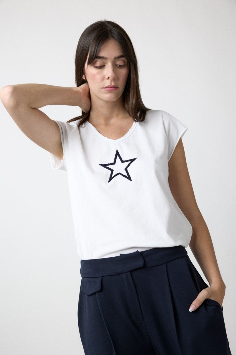 Camisetas | Algo Bonito Camiseta Basica De Manga Corta Y Detalle Estrella Azul Blanco/Marino