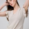 Tops | Algo Bonito Top Cuello Pico Manga Volantes Beige