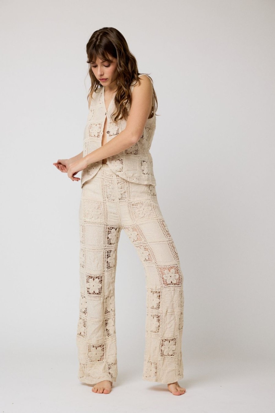 Pantalones | Algo Bonito Pantalon Crochet Floral Beige