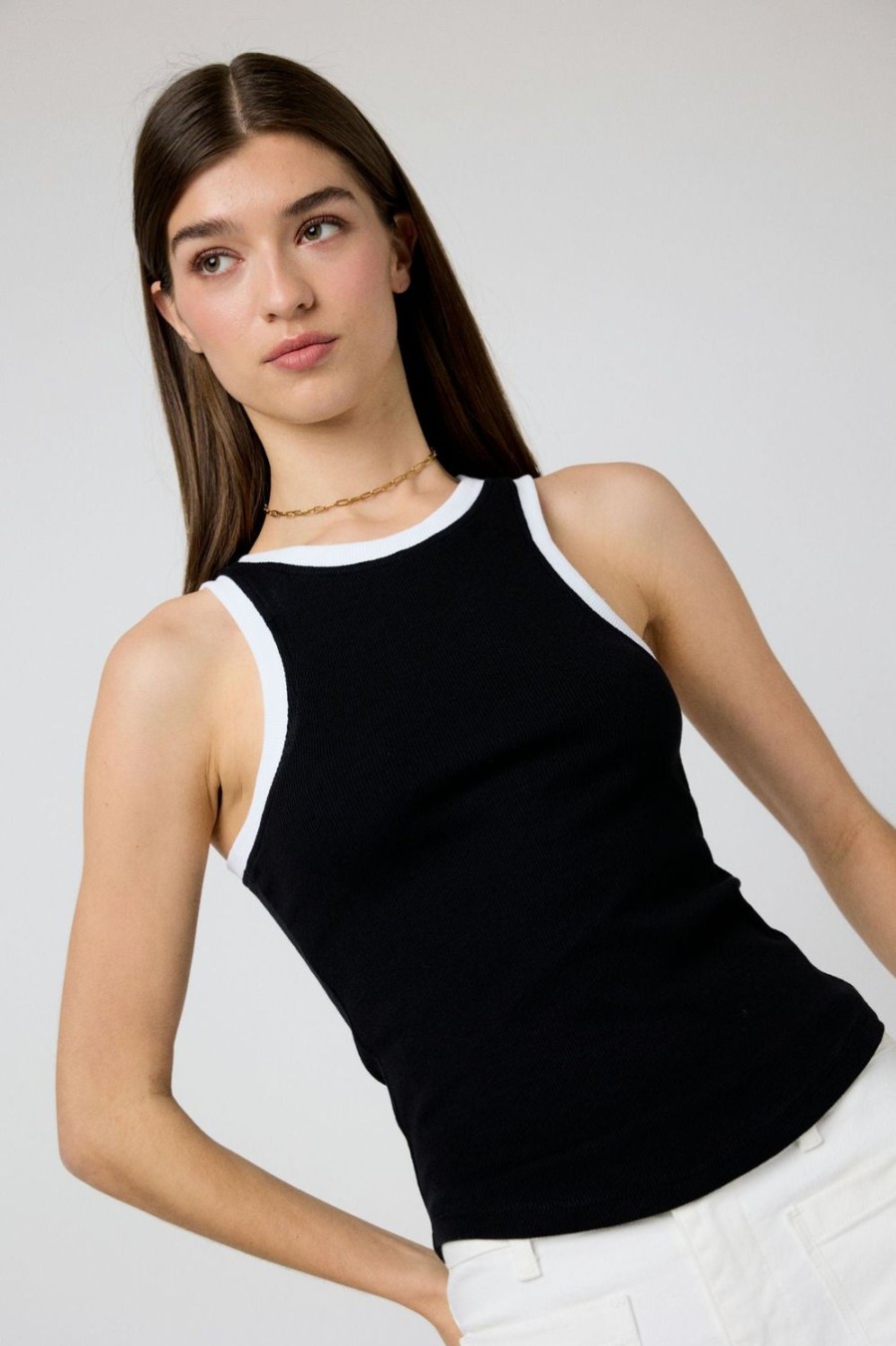 Tops | Algo Bonito Top Sin Mangas De Canale Tank A Contraste Negro Negro/Blanco