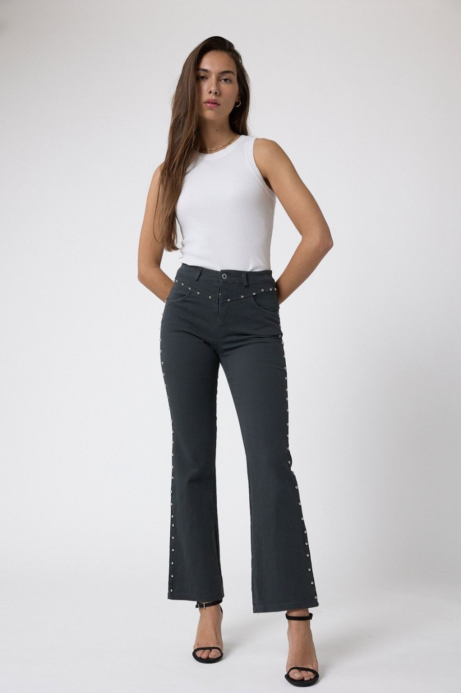 Jeans | Algo Bonito Pantalon Tiro Alto Detalle De Tachas Gris Antracita